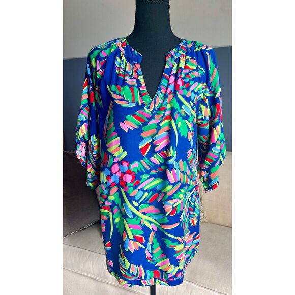 escapada living Tops - Floral Escapada Living Blouse Size M in blue, green, pink multicolor